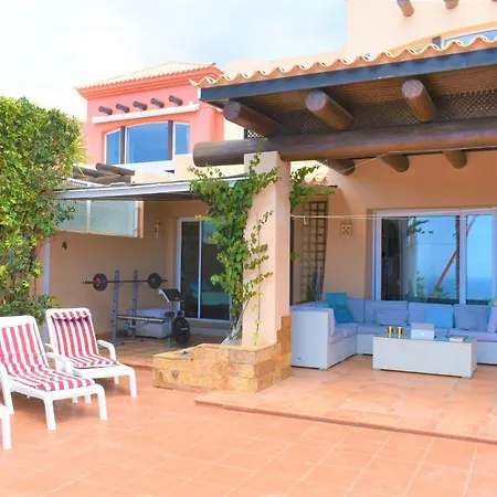 Exclusive Golf Private Pool *