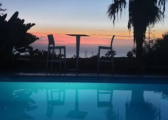 Exclusive Golf Private Pool