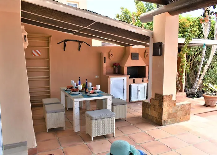 Вілла Exclusive Golf Private Pool *